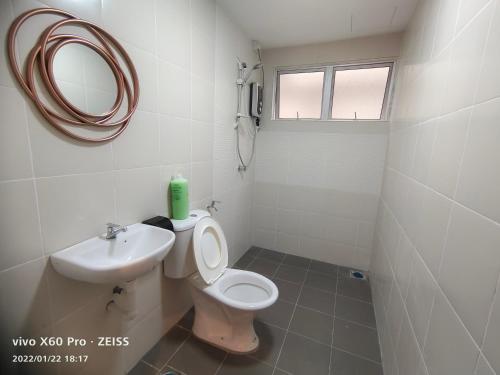 Bathroom, PavilionVillie Ipoh near Gua Gek Lok Tong Limestone Cave