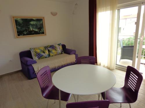 One-Bedroom Apartment with Balcony and Sea View image 10