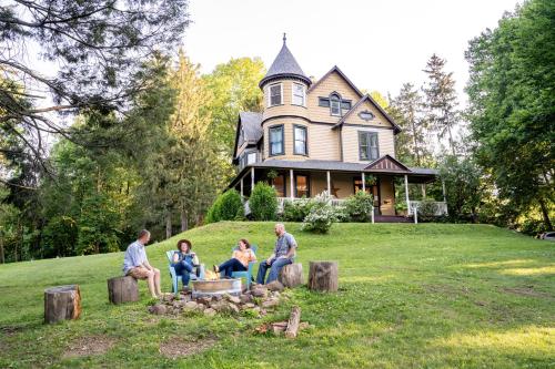 Dārzs, The South Mountain Inn in Reinholdsa (PA)