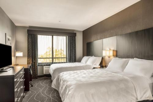 Holiday Inn Hotel & Suites Silicon Valley – Milpitas, an IHG Hotel