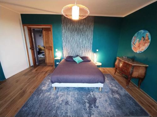 1 queen bed