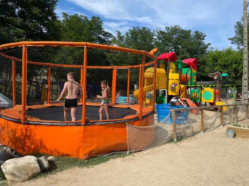 CAMPING PARADIS FAMILY des ISSOUX