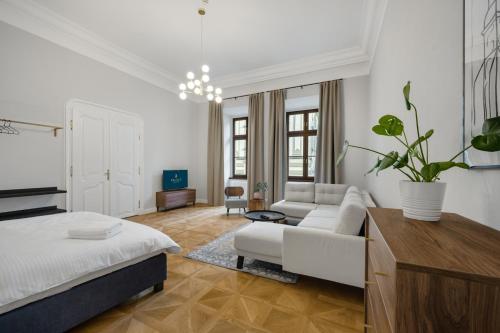 Superior Apartment 108