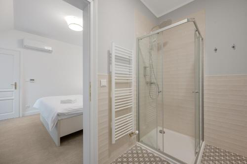 Palace Apartments Room Type - One-Bedroom Apartment 301