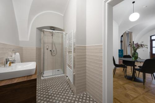 Palace Apartments Room Type - One-Bedroom Apartment 102
