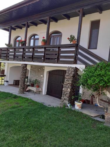Casa de vacanta Mirela in Ranca - Novaci