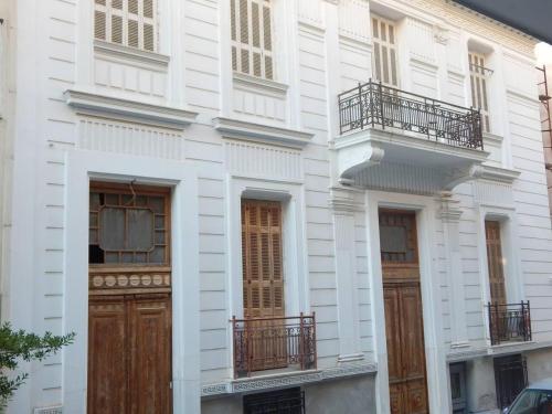 Feels Like Home 2 - One Bedroom Apartment - image 8