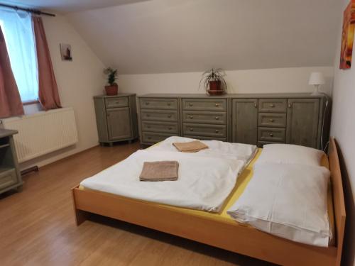 Classic Quadruple Room