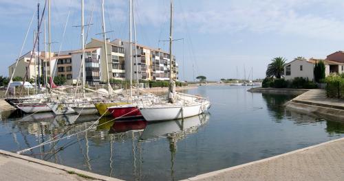 Appartement T2 mezzanine vue mer avec piscine Appartement T2 mezzanine vue mer avec piscine