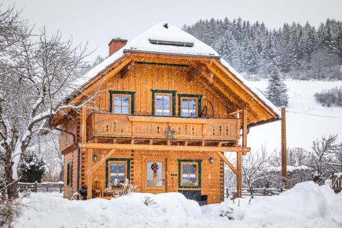Bergchalet am Tonimörtlhof in Mariapfarr, Österreich