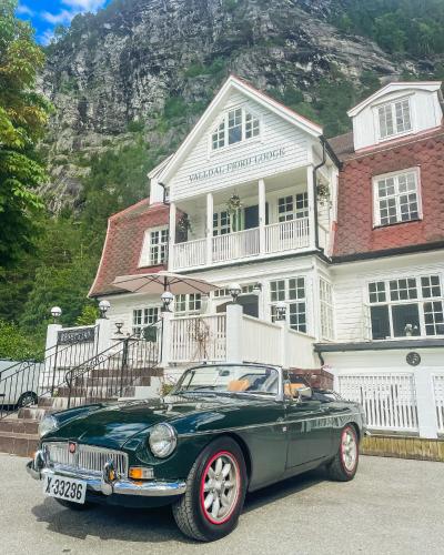 Valldal Fjord Lodge - image 10