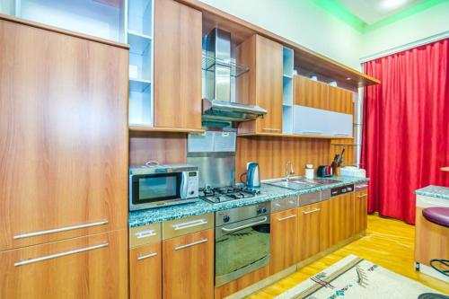Center Home