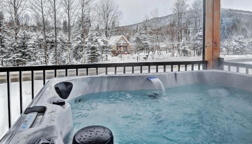 98 Chemin des Ruisselets in Stoneham (QC)