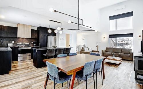 98 Chemin des Ruisselets in Stoneham (QC)