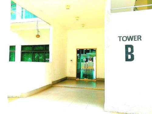 Smart Home Stay @ studios (Parc Regency)New