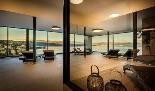 336655134 Grand Hotel Adriatic