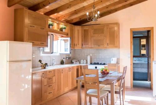 villa violla gîte à louer Vitaládes