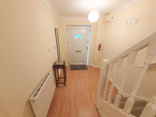 Friars Walk 2 with 2 bedrooms, 2 bathrooms, fast Wi-Fi and private parking