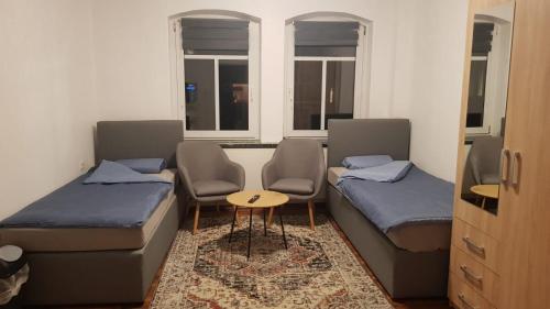 Wohnung am VW-Werk mit Balkon 2.8km von Uhlenhorststraße entfernt