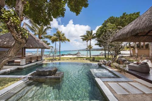 Shanti Maurice Resort & Spa