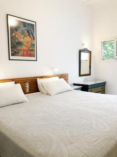Double Room with Spa Bath image 7