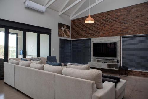 Elements Sunrise Bush Lodge Elements Sunrise Bush Lodge