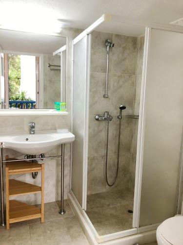 Triple Room image 6