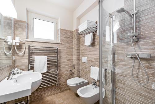 Hotel & Residence Exclusive - image 5