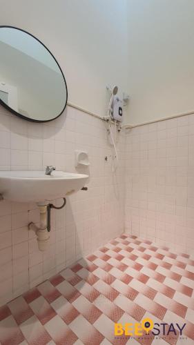 Bathroom, Jenjarom 9 Modern Homestay in Jenjarom