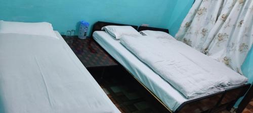 Nanda Devi Home Stay(Sari Deoria Tal)