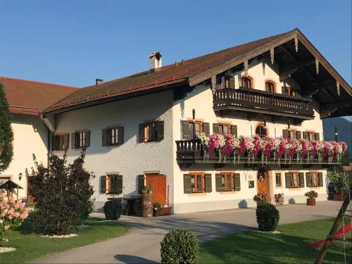 Ferienwohnungen Ortner-Hof inkl. Chiemgaukarte in Ruhpolding, Deutschland