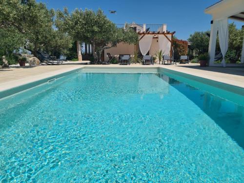 Stone Villa Olea - Holiday house in olive grove