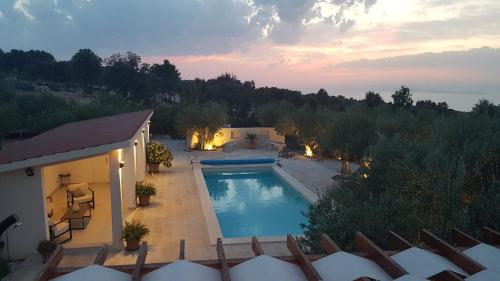 Stone Villa Olea - Holiday house in olive grove