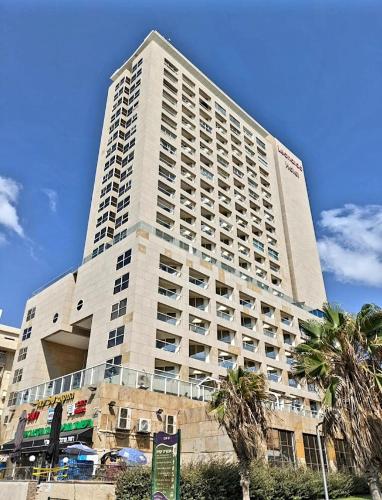 Exterior view, 8 Hotel Apartment Short Time TLV BAT YAM in Bat Yam