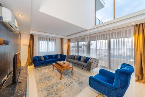 Lovely Villa with Private Pool Surrounded by Nature in Alanya, Antalya