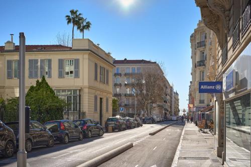 Sunlight Properties - Daffia - Beautifully renovated studio, city pad in Central Nice
