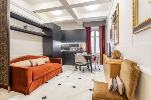 Stylish Spanish Steps Retreat - Tap to explore photos
