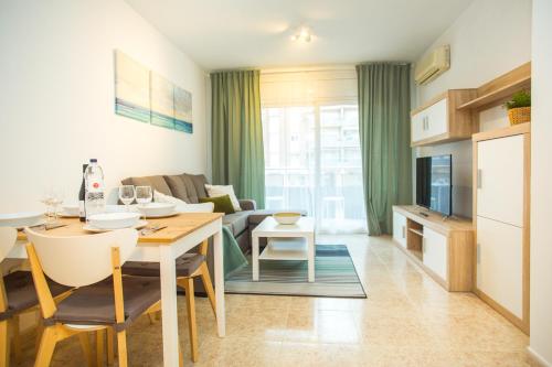  AL29 Apartamento playa Fenals, Pension in Lloret de Mar