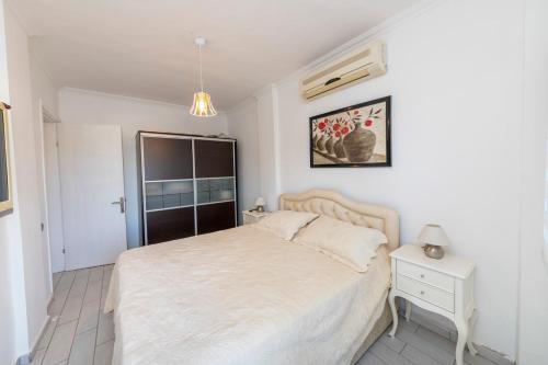 Colorful House with Fantastic Sea View near Beach in Bodrum