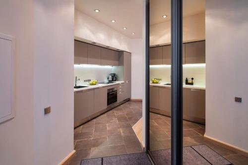 Old Riga Two Bedroom Apartment With 2 Bathrooms - Tap to explore photos