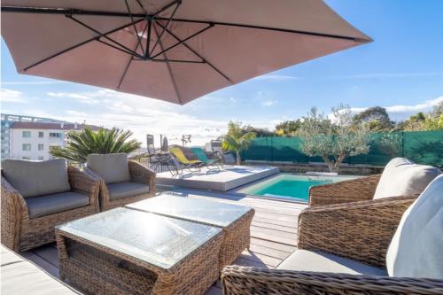 Spacious and Bright House with heated Pool gîte à louer Nice Saint-Augustin