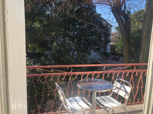 Balcony/terrace, Hotel les Troenes in Saint-Eloi