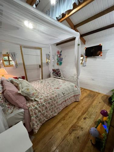 One-Bedroom Chalet image 3