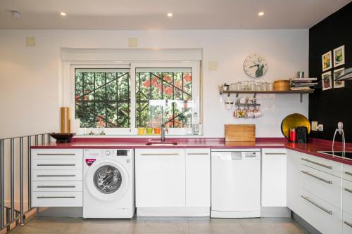  ENTREPINOS Chalet sierra Madrid piscina privada+WiFi GRN423 in Rozas de Puerto Real