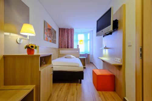 Hotel Victoria Nürnberg - image 2