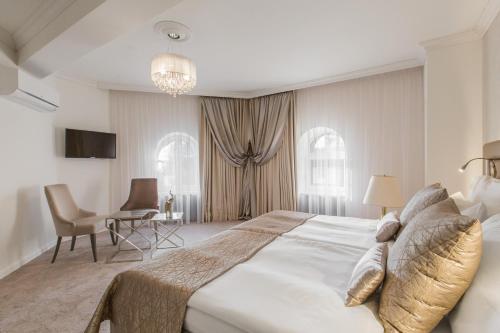 1 queen bed
