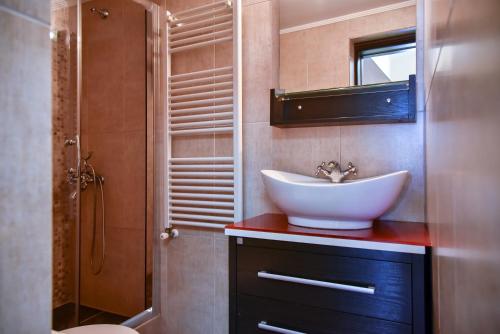 Iraklis Apartments - image 6