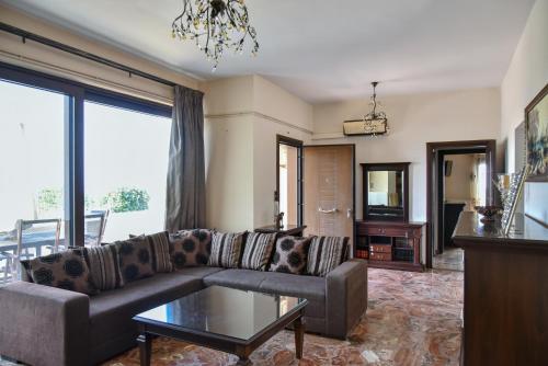 Iraklis Apartments - image 13