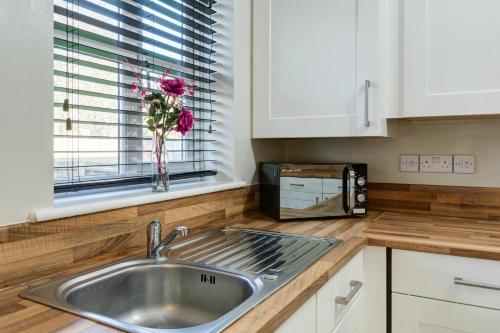 Comfortable 3 bed home LINCOLN