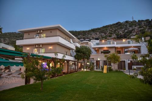  Iraklis Apartments, Pension in Stalida